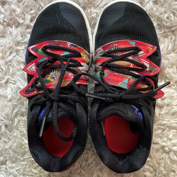 Kyrie Irving Nike basketball shoes for toddler size 12 - Picture 4 of 15